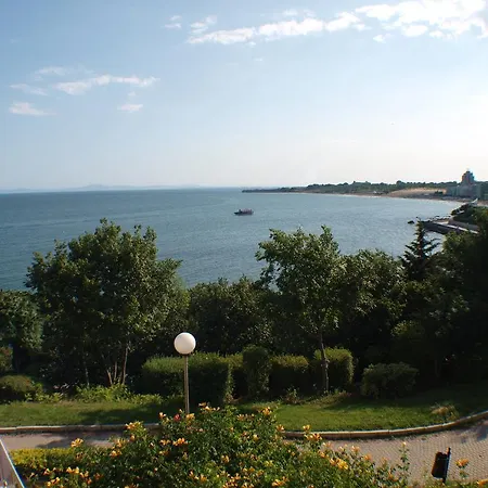 公寓 View *